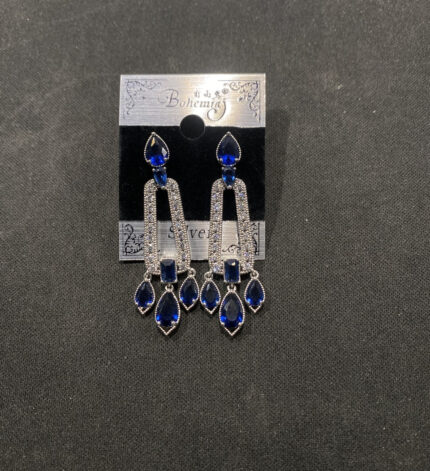 AR-ear-Blu-550-025